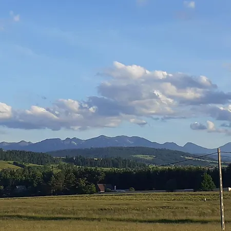 Dworek Za Goscincem Apartman Stare Bystre